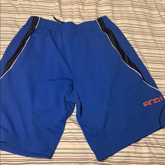 Shorts - Picture 2 of 2